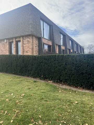 1988 GREEN BAY Road, Highland Park, IL 60035