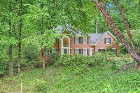 8470 Valemont Drive, Atlanta, GA 30350