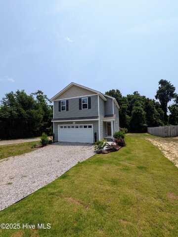 353 N Stephens Street, Southern Pines, NC 28387