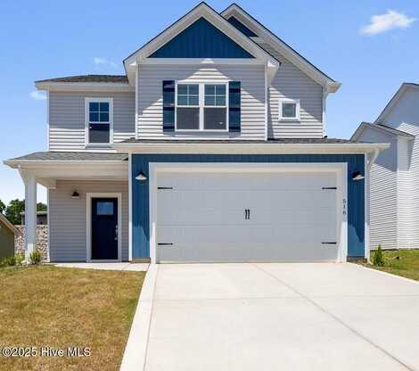 516 Burgundy Drive, Southern Pines, NC 28387