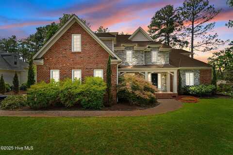30 Spring Valley Court, Pinehurst, NC 28374