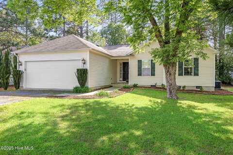 130 Woodgreen Lane, Aberdeen, NC 28315
