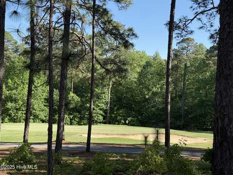 15 Cherry Hill Place, Pinehurst, NC 28374