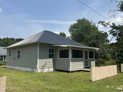 26 1st Safie Street, Rockingham, NC 28379