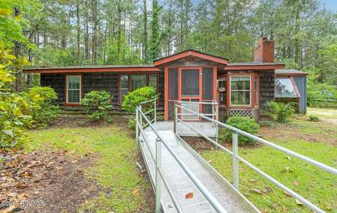 1772 Nc 5 Highway, Aberdeen, NC 28315