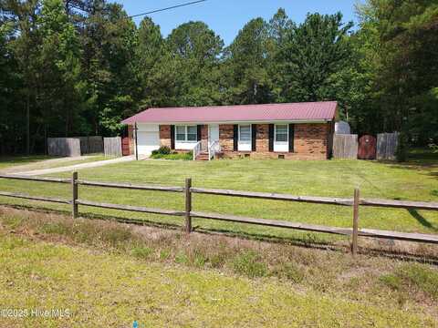 844 Montrose Road, Raeford, NC 28376