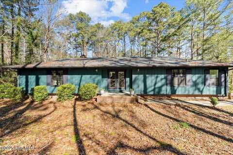 105 Tartan Trail, Southern Pines, NC 28387