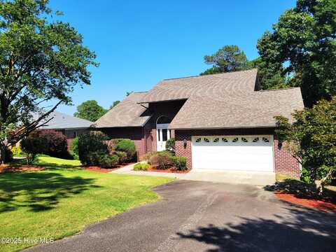 110 Clay Circle, West End, NC 27376