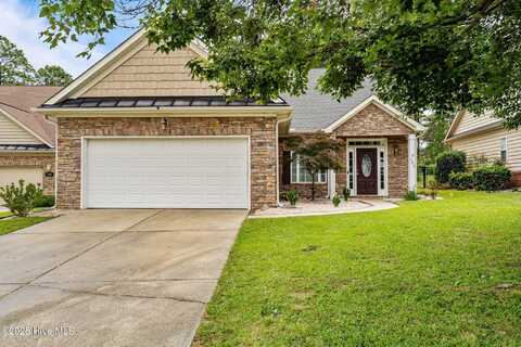 102 Lightwater Drive, Aberdeen, NC 28315