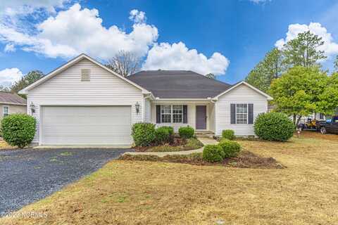 170 Woodgreen Lane, Aberdeen, NC 28315