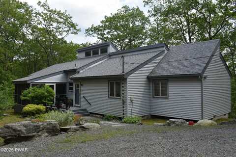 105 Cliff Drive, Lords Valley, PA 18428