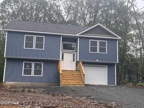 143 Iroquois Road, Shohola, PA 18458
