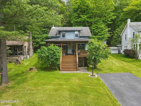 305 Como Road Road, Lake Como, PA 18437