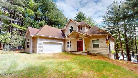 109 Lake Drive, Dingmans Ferry, PA 18328