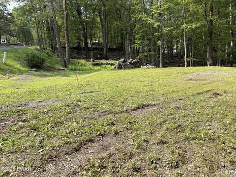 136 Forest Glen Drive, Milford, PA 18337