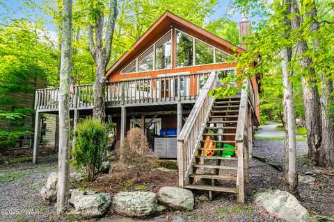 1749 Rockpoint Court, Lake Ariel, PA 18436