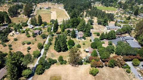 1415 Schaeffer Road, Sebastopol, CA 95472