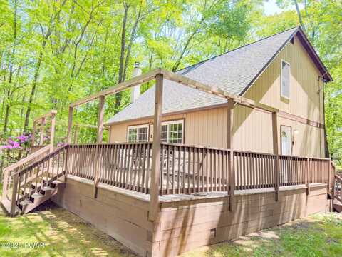 100 Cleveland Court, Milford, PA 18337