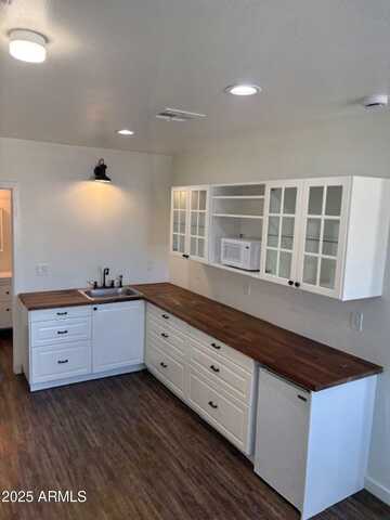 4248 N 12TH Street, Phoenix, AZ 85014