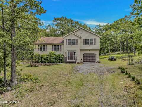 2106 Blueberry Court, Bushkill, PA 18324