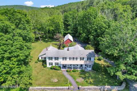 179 Mountain Avenue, Matamoras, PA 18336