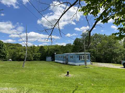 452 Boyds Mills Road, Milanville, PA 18443