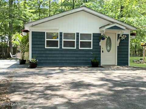 125 Pine Drive, Shohola, PA 18458