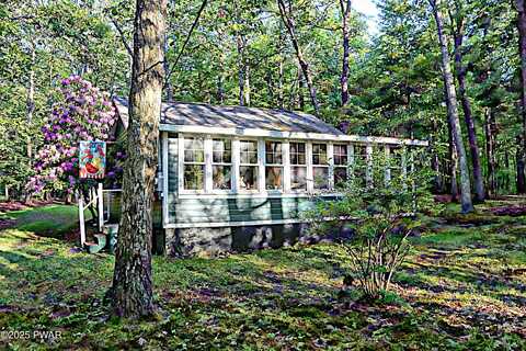 138 Lake Minisink Road E, Dingmans Ferry, PA 18328