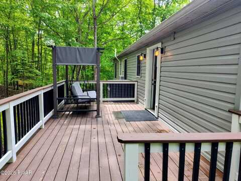 104 Radcliff Road, Bushkill, PA 18324