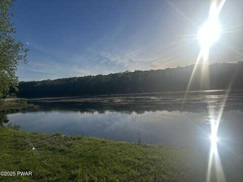 Lot 1771 Unit 5 Lake Drive N., Milford, PA 18337