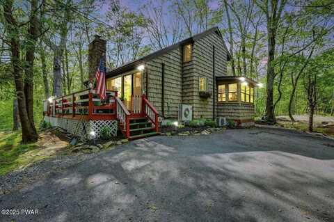 120 Ridgeway Drive, Lords Valley, PA 18428