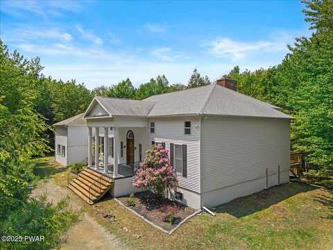 29 Hirshorn Drive, Newfoundland, PA 18445