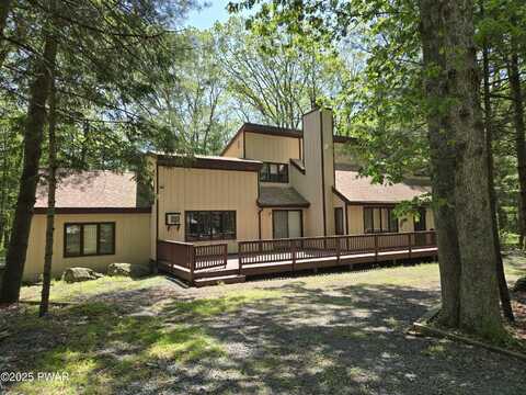 137 Hillcrest Drive, Lords Valley, PA 18428