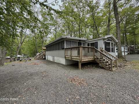 207 Upper Park Road, Tafton, PA 18464