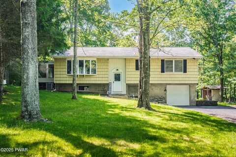 50 Woodledge Hills Drive, Hawley, PA 18428