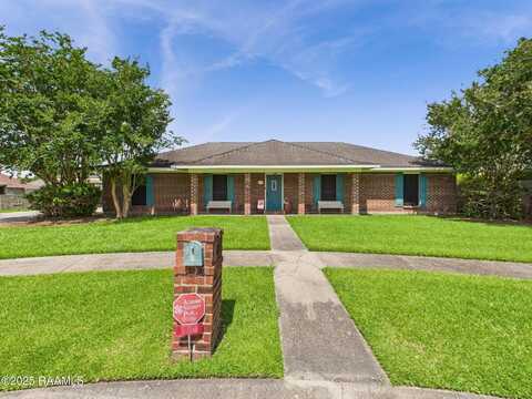 104 Esperance Lane, Lafayette, LA 70506