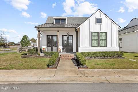 110 Shadow Bend Drive, Broussard, LA 70518
