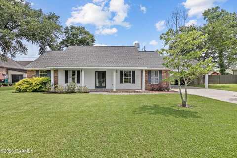 921 Bellevue Plantation Road, Lafayette, LA 70503