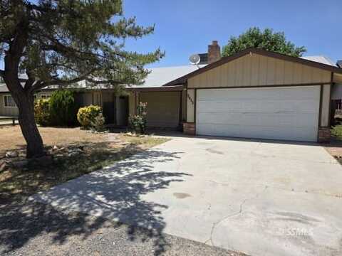 2833 Steensen ST, Lake Isabella, CA 93240