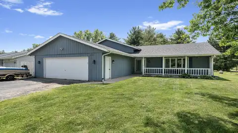 221 SE Liverpool, POPLAR GROVE, IL 61065