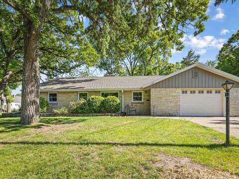 107 Doresella, LOVES PARK, IL 61111