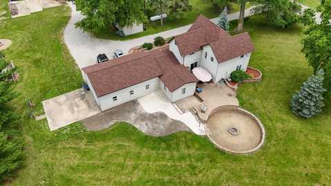 382 Keigwin, WALNUT, IL 61376