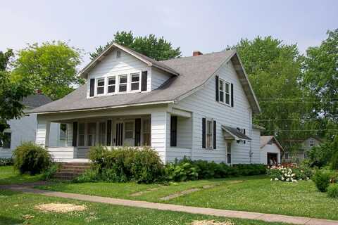 106 Third, FORRESTON, IL 61030