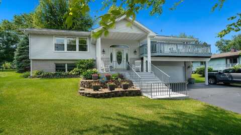70 Delburne, LAKE SUMMERSET, IL 61019
