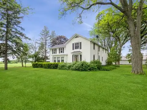 18528 Poplar Grove, POPLAR GROVE, IL 61065