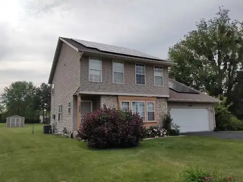 303 Lamplighter, POPLAR GROVE, IL 61065