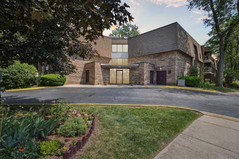 907 S Williams, WESTMONT, IL 60559
