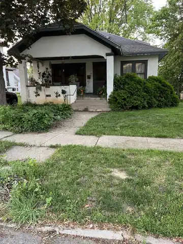 316 E Jefferson, FREEPORT, IL 61032