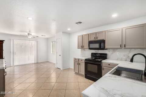 10429 W MIAMI Street, Tolleson, AZ 85353