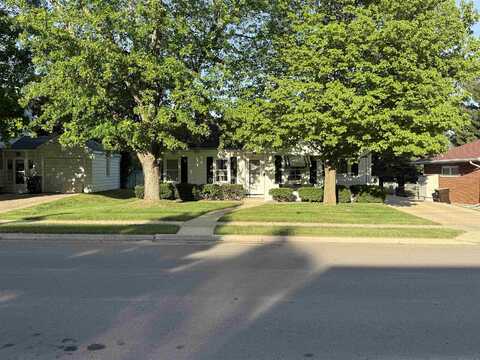 905 S. Burchard, FREEPORT, IL 61032